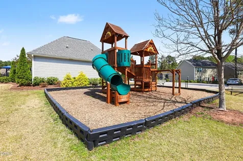 2011 Magnolia Tree Lane Durham NC 27703