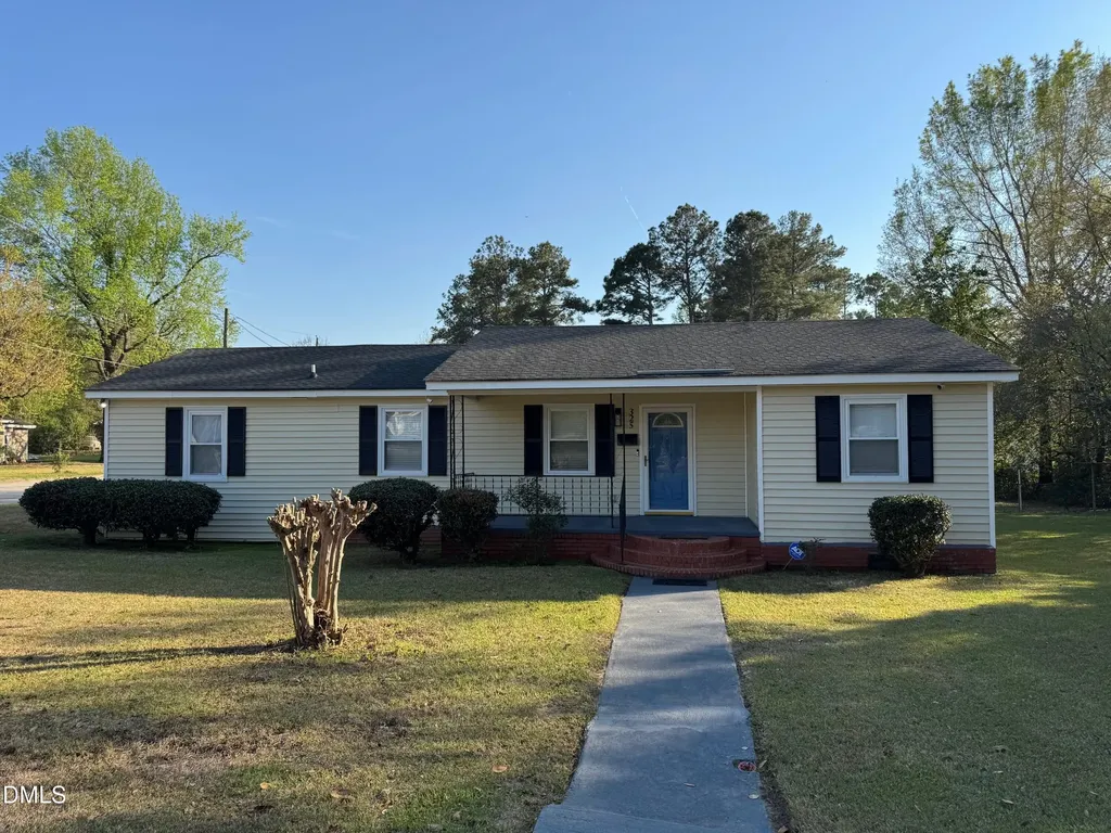325 Tuskegee Drive Laurinburg NC 28352