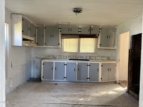 122 E Main Street Eureka NC 27830