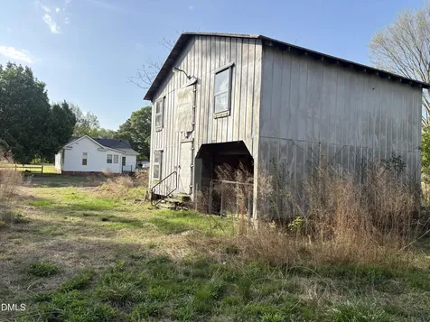 122 E Main Street Eureka NC 27830