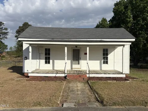 122 E Main Street Eureka NC 27830