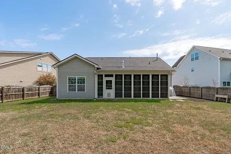 640 Lone Pine Loop Fuquay Varina NC 27526