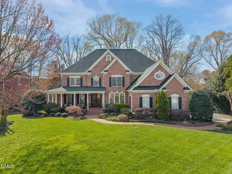105 Glade Park Road Cary NC 27518