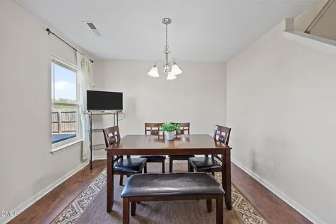 4813 Cutstone Court Raleigh NC 27610
