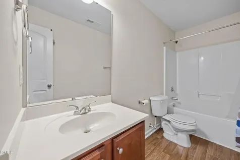 4813 Cutstone Court Raleigh NC 27610