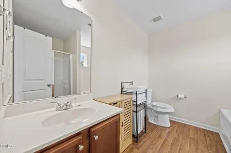 4813 Cutstone Court Raleigh NC 27610