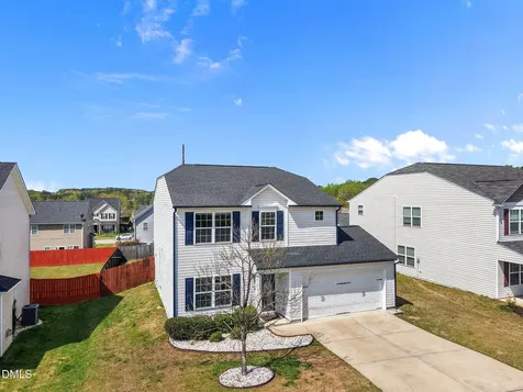 4813 Cutstone Court Raleigh NC 27610