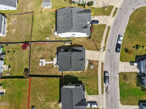 4813 Cutstone Court Raleigh NC 27610