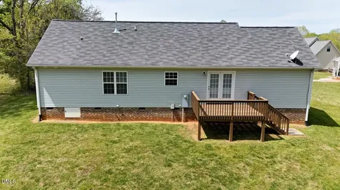 202 E Sebastian Court Mebane NC 27302
