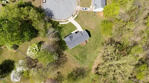 202 E Sebastian Court Mebane NC 27302