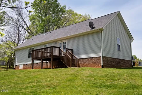 202 E Sebastian Court Mebane NC 27302