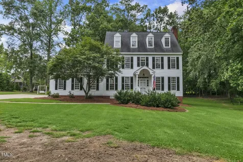 2811 Deerfield Lane N Wilson NC 27896