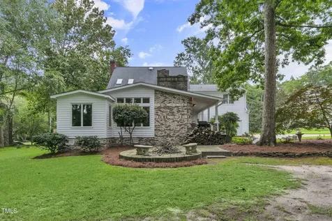 2811 Deerfield Lane N Wilson NC 27896