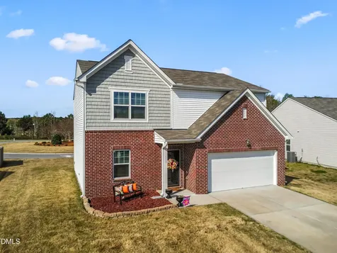 113 Quincy Meadow Avenue Zebulon NC 27597