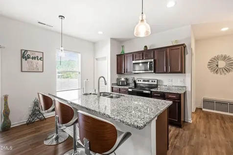 113 Quincy Meadow Avenue Zebulon NC 27597