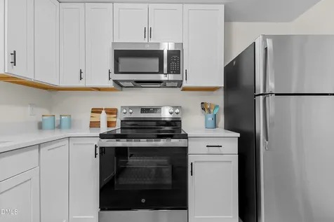 632 Middleton Avenue Cary NC 27513