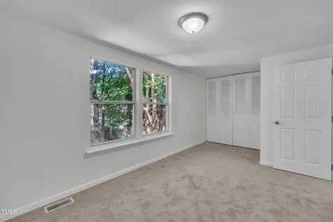 632 Middleton Avenue Cary NC 27513