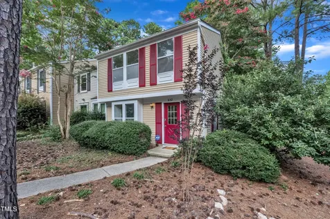 632 Middleton Avenue Cary NC 27513