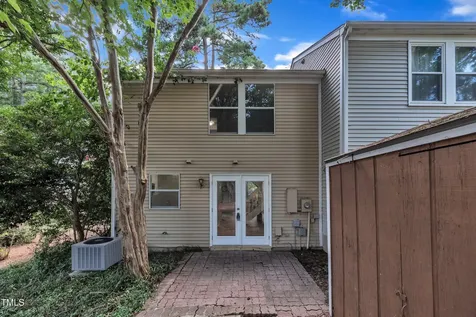 632 Middleton Avenue Cary NC 27513