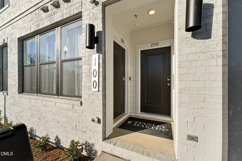 154 N White Street Wake Forest NC 27587