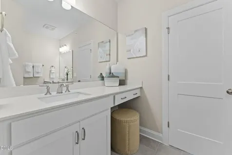 154 N White Street Wake Forest NC 27587