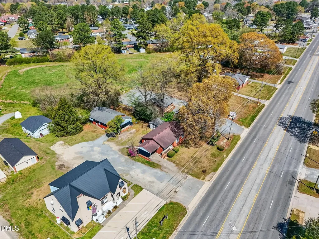 1020 S Pollock Street Selma NC 27576
