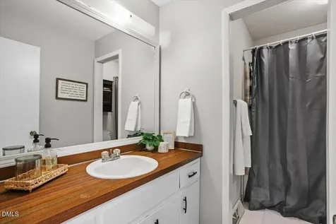 1201 Gatehouse Drive Cary NC 27511