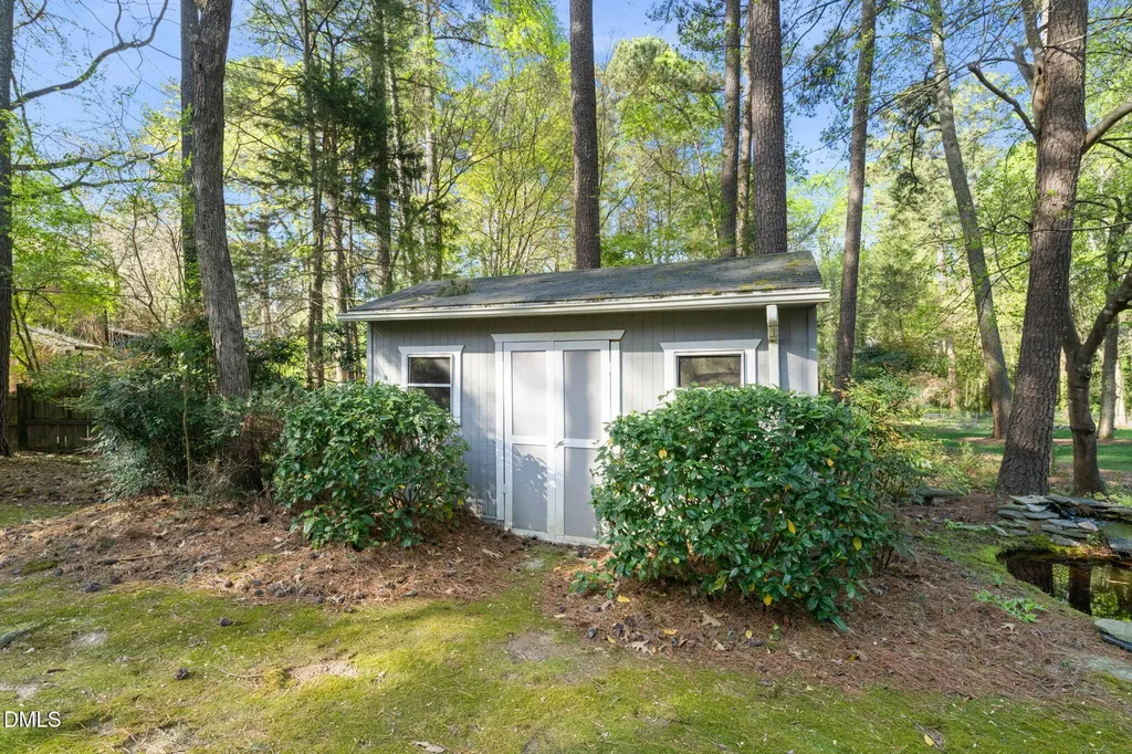 6115 Winthrop Drive Raleigh NC 27612