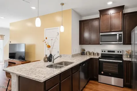2113 Rockface Way Durham NC 27703