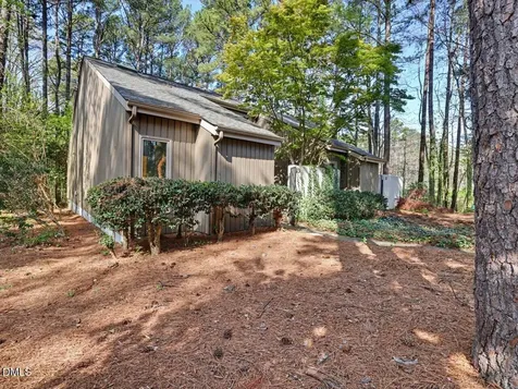 13 Vauxhall Place Chapel Hill NC 27517