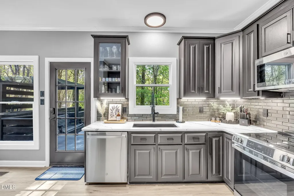 4829 Little Falls Drive Raleigh NC 27609