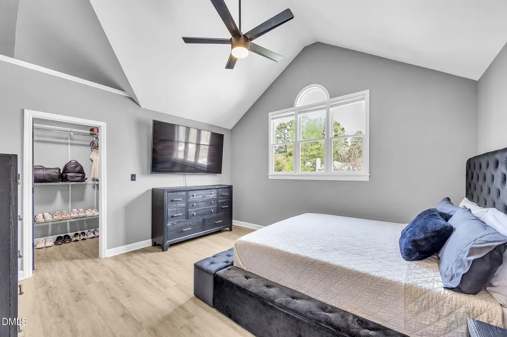 4829 Little Falls Drive Raleigh NC 27609