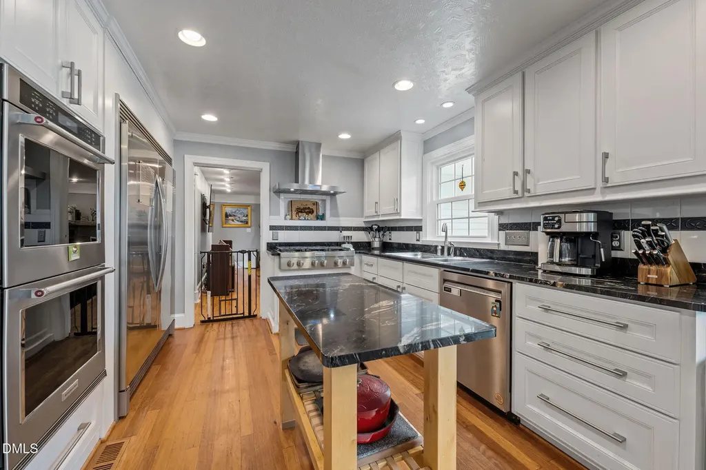 1822 Cherry Lane Haw River NC 27258