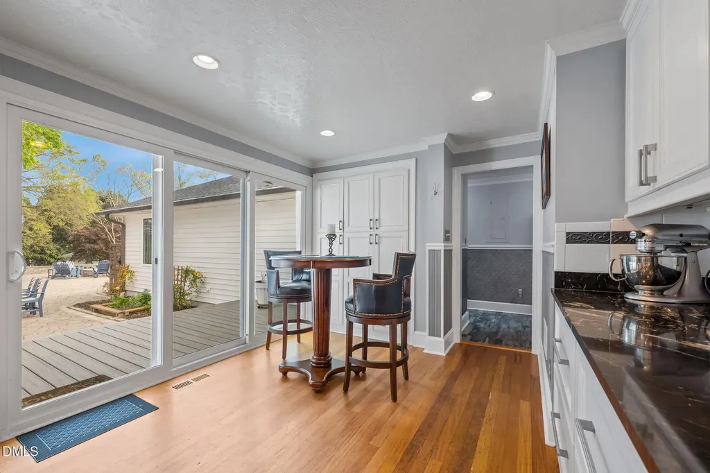 1822 Cherry Lane Haw River NC 27258