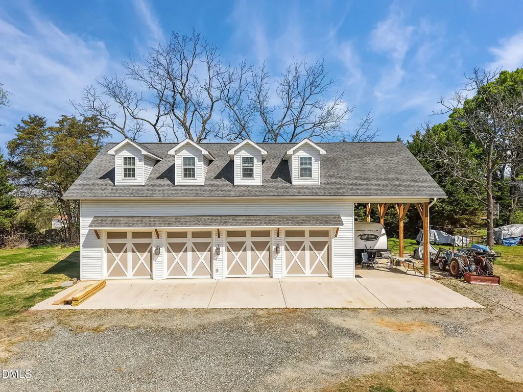 1822 Cherry Lane Haw River NC 27258
