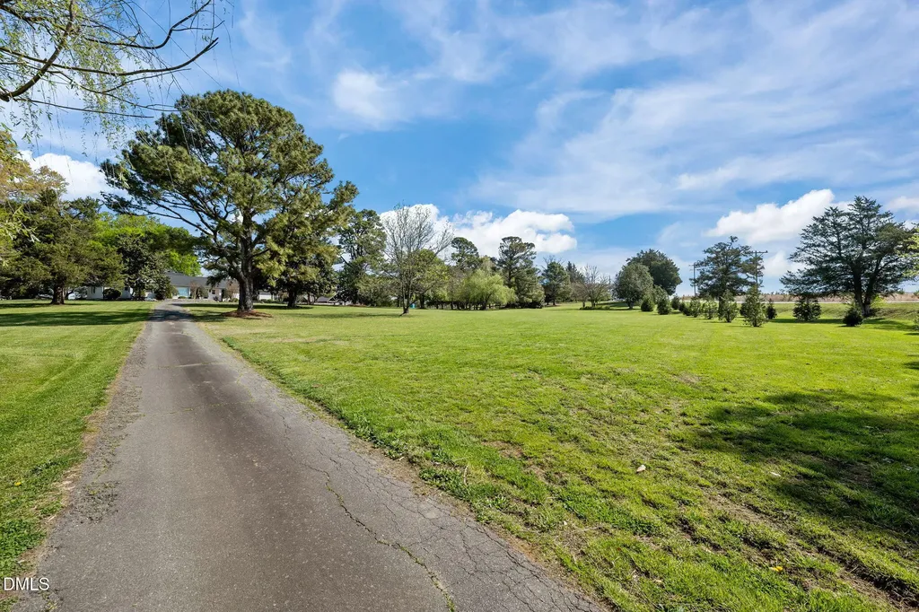 1822 Cherry Lane Haw River NC 27258