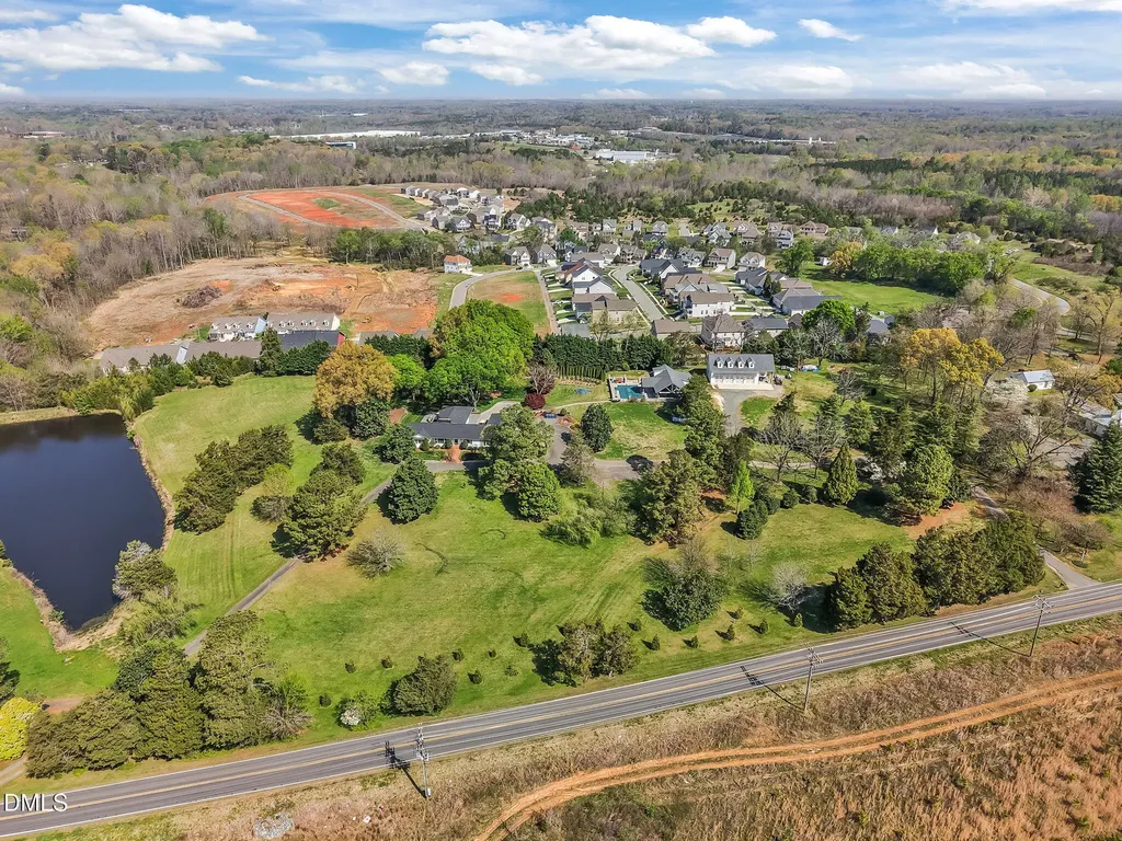 1822 Cherry Lane Haw River NC 27258