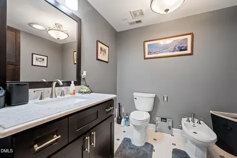 1822 Cherry Lane Haw River NC 27258