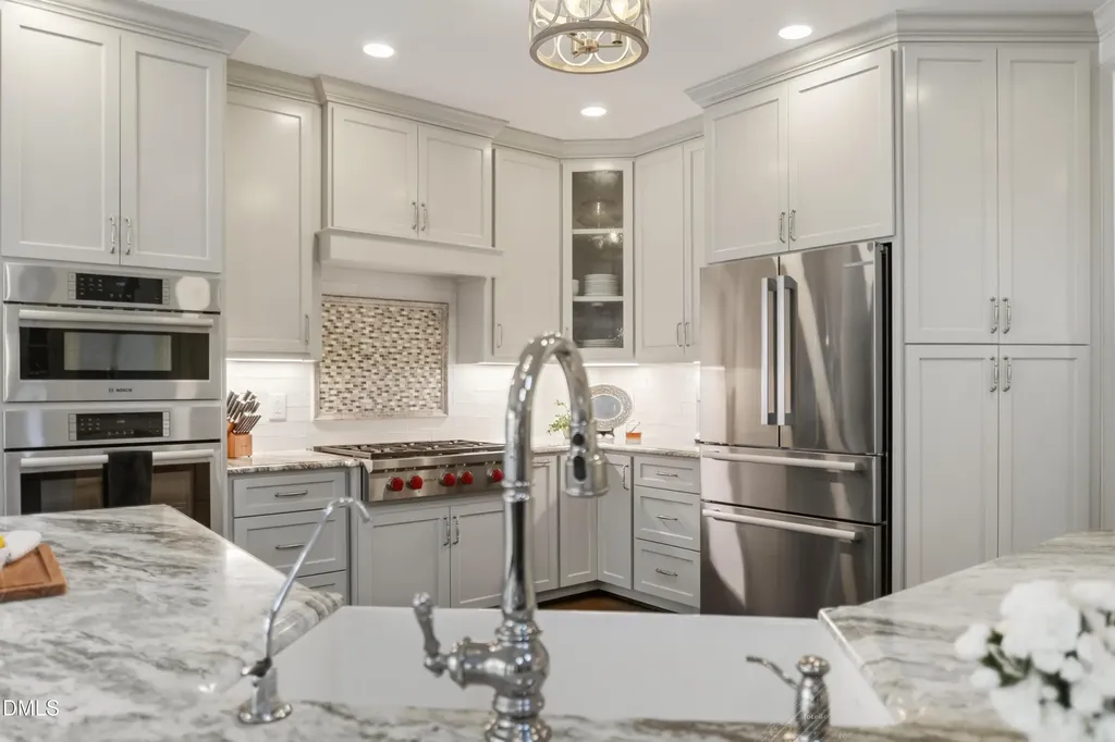 6121 Carlyle Drive Raleigh NC 27614