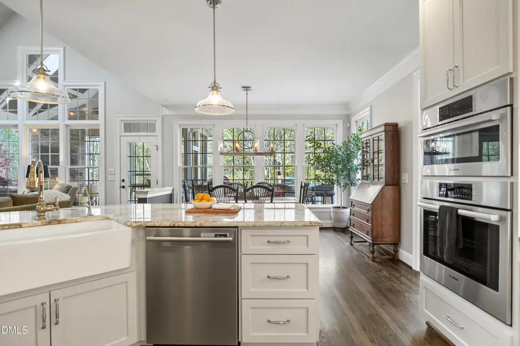 6121 Carlyle Drive Raleigh NC 27614