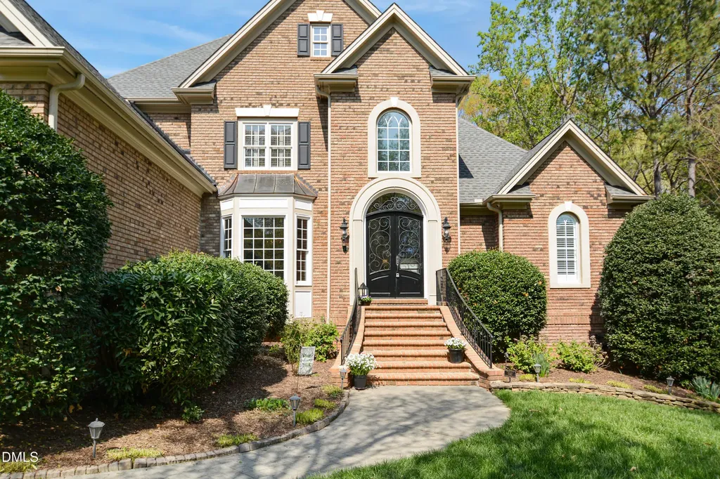 6121 Carlyle Drive Raleigh NC 27614