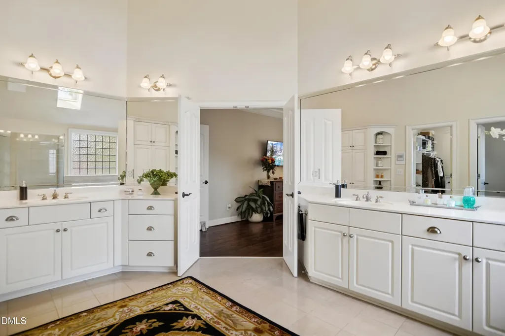6121 Carlyle Drive Raleigh NC 27614