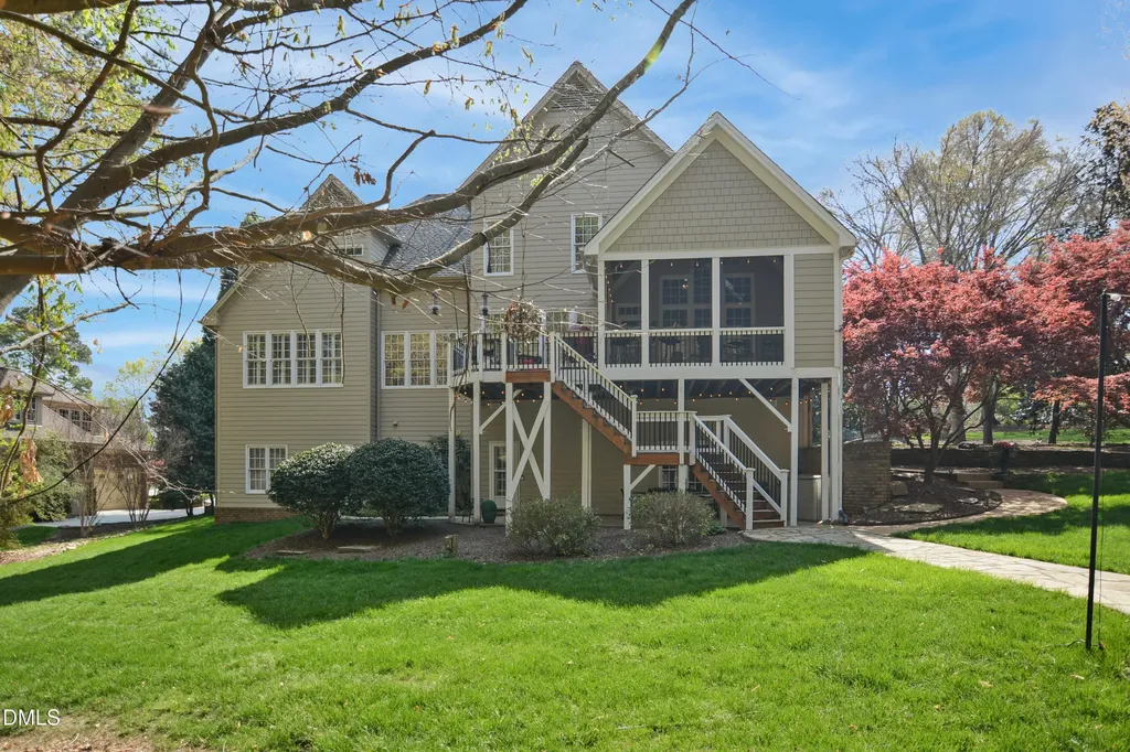 6121 Carlyle Drive Raleigh NC 27614