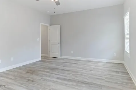 111 Sugarberry Spring Lake NC 28390