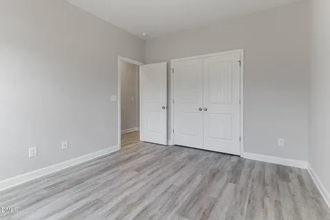 111 Sugarberry Spring Lake NC 28390