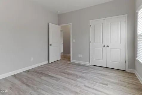 111 Sugarberry Spring Lake NC 28390