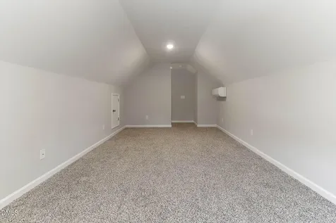 111 Sugarberry Spring Lake NC 28390