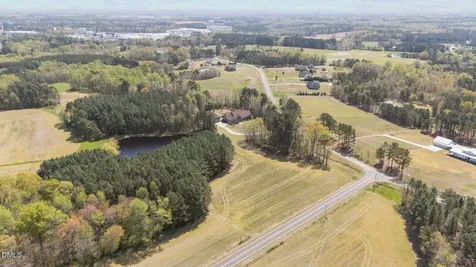 2983 Hallie Burnette Road Oxford NC 27565