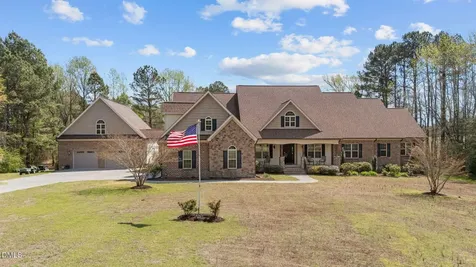 2983 Hallie Burnette Road Oxford NC 27565