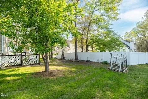 5801 Peacenest Drive Raleigh NC 27610